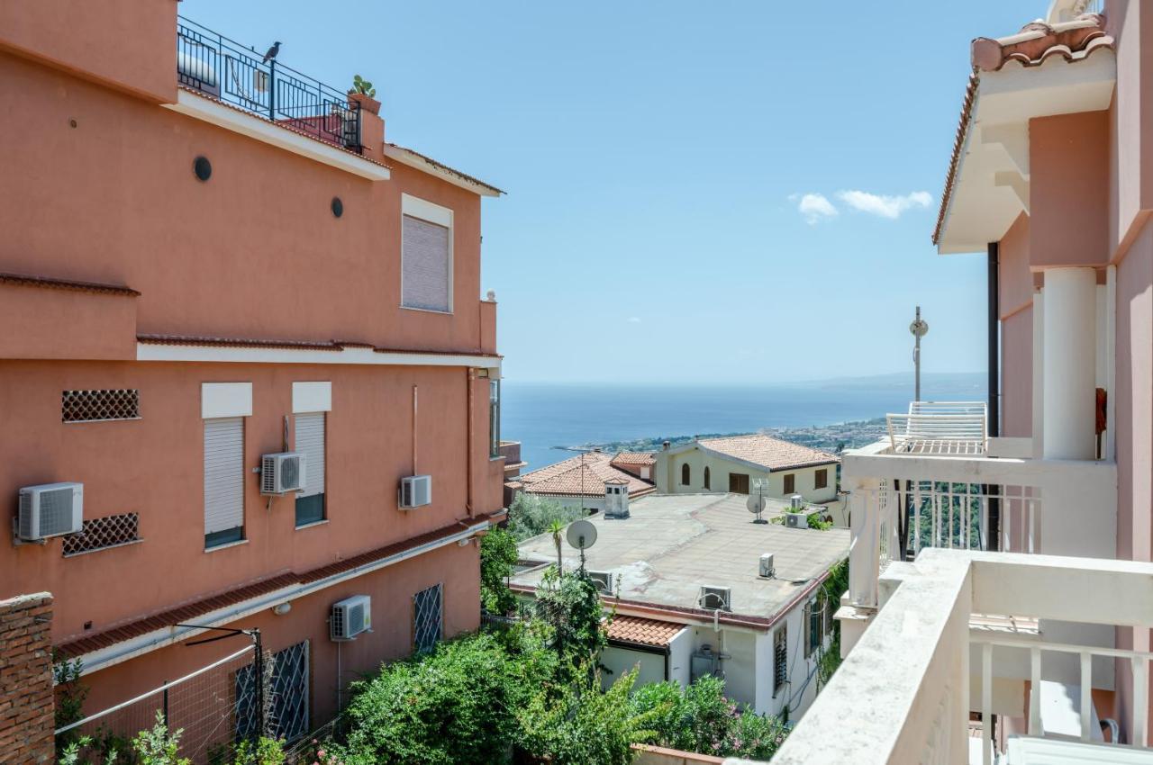 Taormina Sea View Studio Kültér fotó